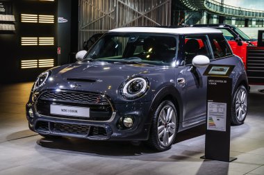 FRANKFURT - SEPT 2015: Mini Cooper 3 Door presented at IAA Inter