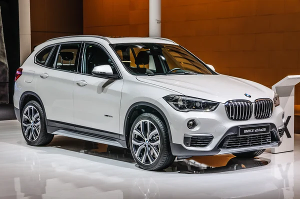 FRANKFURT - SEPT 2015: BMW X1 xDrive25i apresentado na IAA Interna — Fotografia de Stock