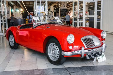 Frankfurt - Sept 2015: Mga ikiz Cam IAA sunulan Roadster