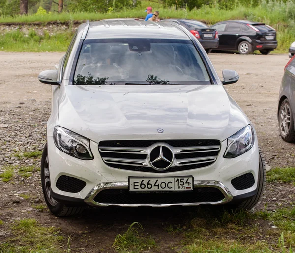 Novosibirsk, Russia - June 19, 2016: Car Mercedes-Benz GLC 220d 4MATIC — Stock Photo, Image