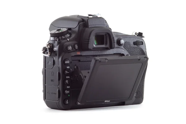 Osinniki, Rosja - 07 grudnia 2014: Korpus aparatu Nikon D750, pierwszy cyfrowy aparat Slr Fx w historii firmy Nikon z uchylnym ekranie i Wi-Fi — Zdjęcie stockowe