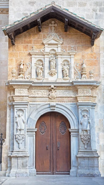 Granada - El portal renacentista Capilla Real — Foto de Stock