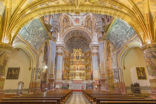 GRANADA, SPAIN - MAY 29, 2015：The nave of church Monasterio de San Jeronimo. — 图库照片