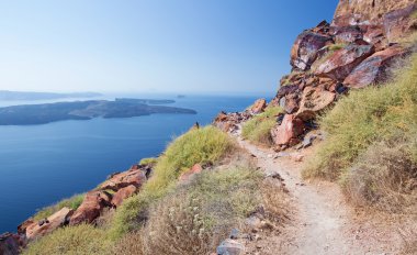 Santorini - Scaros kalesinden Nea Kameni adasına bakış.