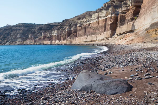 Santorini - Adanın güney kısmındaki Kara Kumsal.