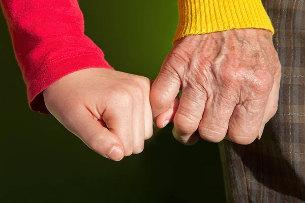 Mani di nonna e nipote — Foto Stock