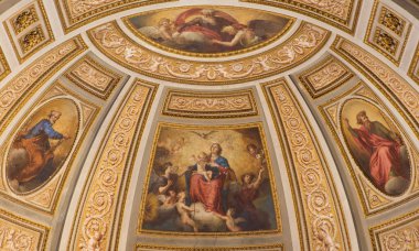 Roma, İtalya - 26 Mart 2015: Madonna, St. Peter, St, Paul ve Tanrı Yaratıcı'nın fresk kilisesichiesa di San Marino ai Monti yan apsis 16 bilinmeyen sanatçı tarafından. Cent.