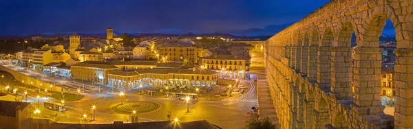 Segovia Spanien April 2016 Akveduktion Segovia Och Plaza Del Artilleria — Stockfoto