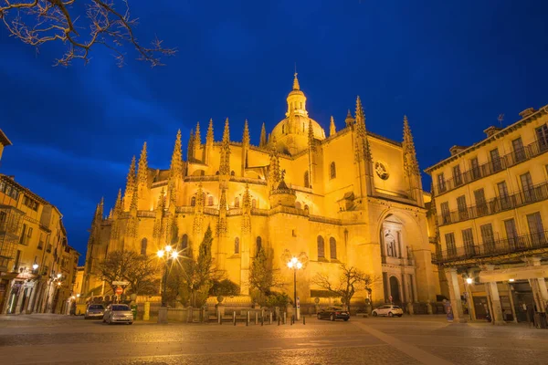 Segovia Španělsko Duben Dubna 2016 Náměstí Plaza Mayor Katedrála Nuestra — Stock fotografie