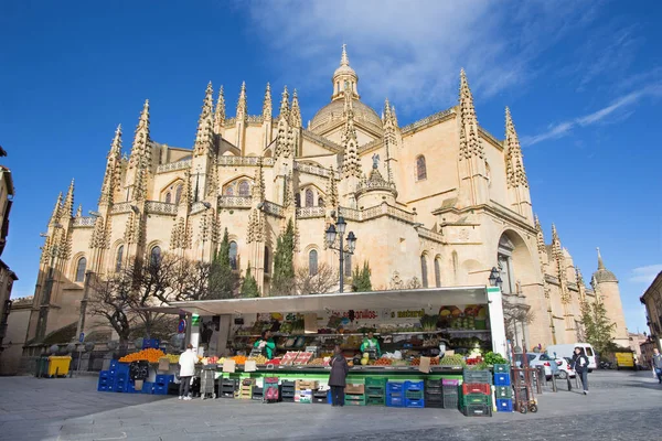 Segovia Spain April 2016 Plaza Mayor Square Morning Market Cathedral — 图库照片