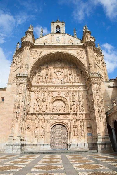 Salamanca - Convento de San Esteban 'ın Portalı