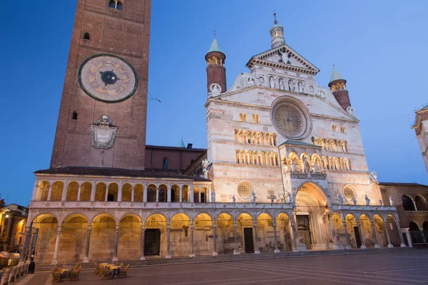 Cremona Kathedraal Hemelvaart Van Heilige Maagd Maria Schemering — Stockfoto
