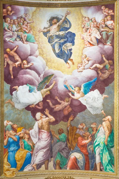 Cremona Italia Toukokuu 2016 Ascension Lord Fresco Center Holvi Chiesa — kuvapankkivalokuva