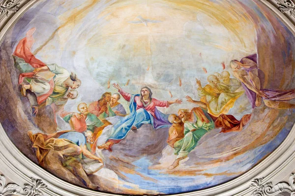 Brescia Italy May 2016 Fresco Pentecost Side Cupola Church Chiesa — стокове фото