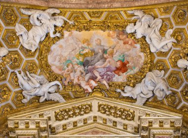 ROME, ITALY - 10 Mart 2016: Stanislaus Kostka 'nın Ludovico Mazzani' nin Chiesa di Santa Caterina da Siena a Magnapoli kilisesinde yaptığı fresk Apotheosis (18 sent..)