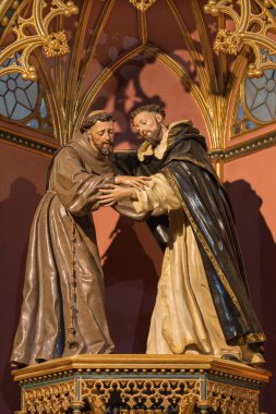AVILA, SPAIN, APRIL - 19, 2016: St. Francis ve St. Dominic kilisesindeki oyulmuş polikrom heykel.