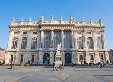 TURIN, İTALYA 13 Mart 2017 Palazzo Madama ve Piazza Castello.