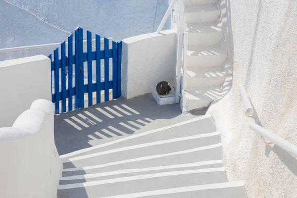 Santorini - The little gate to house in Oia.