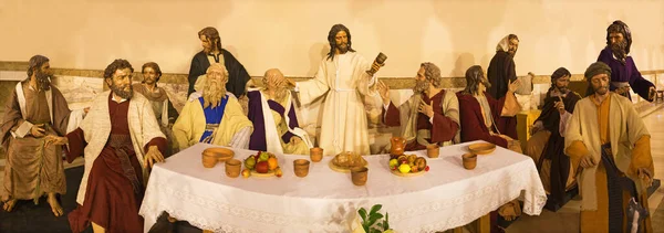 Zaragoza スペイン 2018年3月2日 ローマのグイド レニの後にマヌエル エラソによる教会イグレシア エクサルタシン サンタクルーズのマイケル 天使の絵画 から18セント — ストック写真