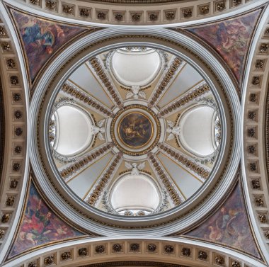 ZARAGOZA, SPAIN - 2 Mart 2018: The cupola in church Iglesia de la Exaltacin de la Santa Cruz with the four evangelist by Braulio Gonzlez 1724 - 1802.