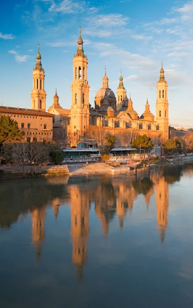 Saragosse Cathédrale Basilique Del Pilar Crépuscule — Photo