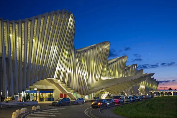 Reggio Emilia Italie Avril 2018 Gare Reggio Emilia Mediopadana Crépuscule — Photo