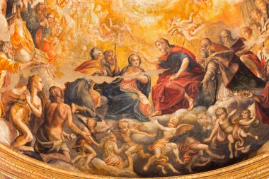 PARMA, ITALY - 16 Nisan 2018: Bakire Meryem 'in Taç Giyme Töreni freski Kilisesi Chiesa di Santa Mari della Steccata - Michelangelo Anselmi (1541)).
