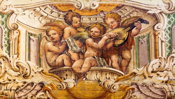 Parma イタリア エイプリル15 2018 フィリッポ マリア ガレッティによる教会の音楽楽器を持つ天使の聖歌隊のフレスコ画Chiesa Santa Cristina 1636 — ストック写真