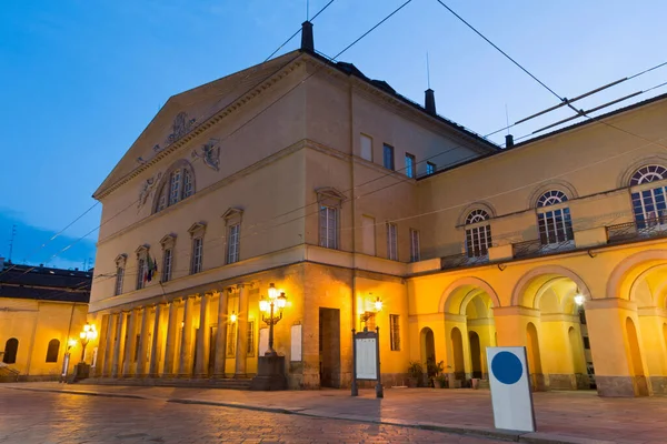Parma Itálie Dubna 2018 Ulice Starého Města Soumraku Divadlo Teatro — Stock fotografie