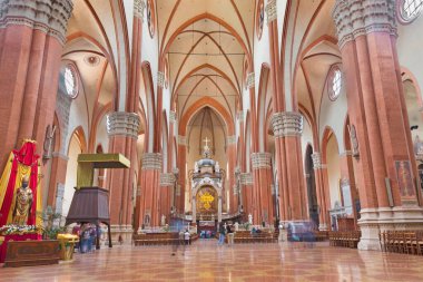BOLOGNA, İTALYA - 18 Nisan 2018: kilise Bazilikası di San Petronio.
