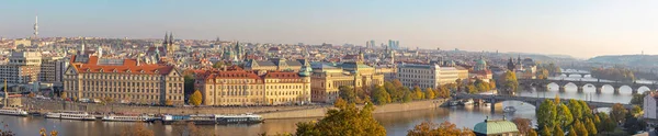 Praga Panorama Ciudad Con Los Puentes Luz Tarde —  Fotos de Stock