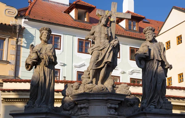 Praga Staue Barroco San Cosmos San Damián Cristo Desde Puente — Foto de Stock