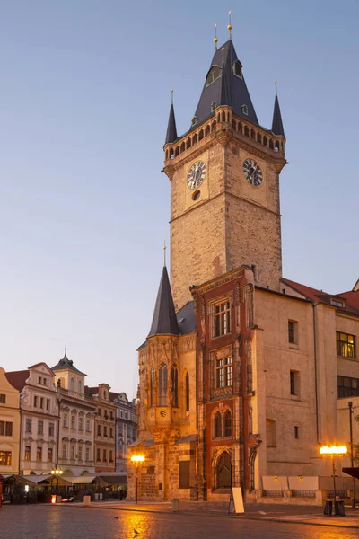 Prauge Stará Radnice Ranním Soumraku — Stock fotografie