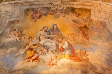 ACIREALE, ITALY - 11 Nisan 2018: Duomo 'nun tavanında Aziz Venera freskinin yüceltilmesi - kattedrale di Maria Santissima Annunziata by Antonio Filocamo (1712).