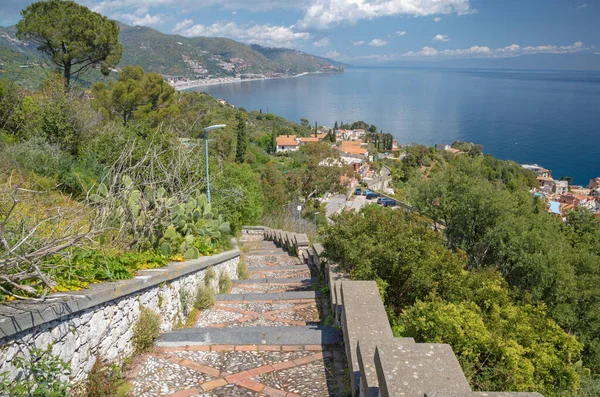 Taormina Det Vackra Medelhavslandskapet Sicilien — Stockfoto