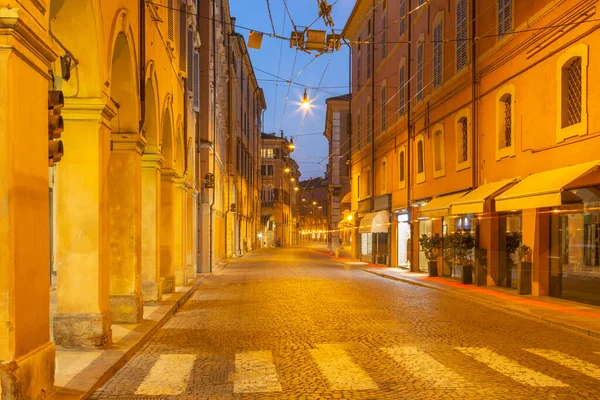 Modena Rua Cidade Velha Pela Manhã — Fotografia de Stock