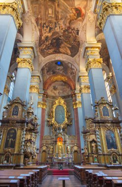 PRAG, CZECH Cumhuriyet - 14 Ekim 2018: St. Egidius Barok Kilisesi 'nin navi (Jilj)