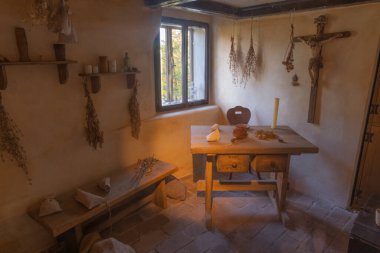 PRAG, CZECH REPUBLIK, 14 EYLÜL 2010: Zlata Ulika koridorundaki Herbeher kadının odası Kale 'ye yakın.