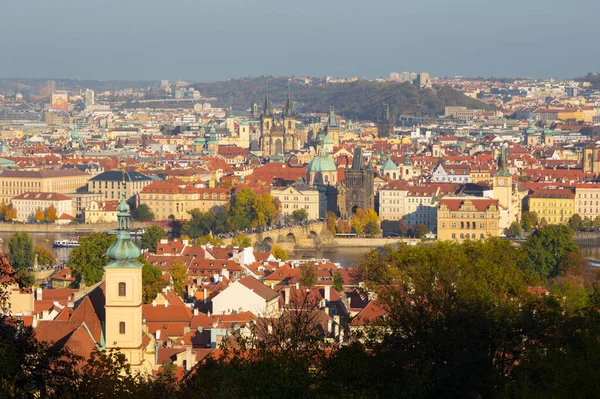 Prag Blick Über Die Stadt Mit Der Karlsbrücke Und Der — Stockfoto