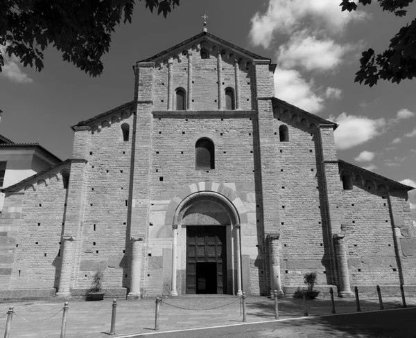Como Italia Mayo 2015 Fachada Iglesia Románica Basilica San Abbondio — Foto de Stock