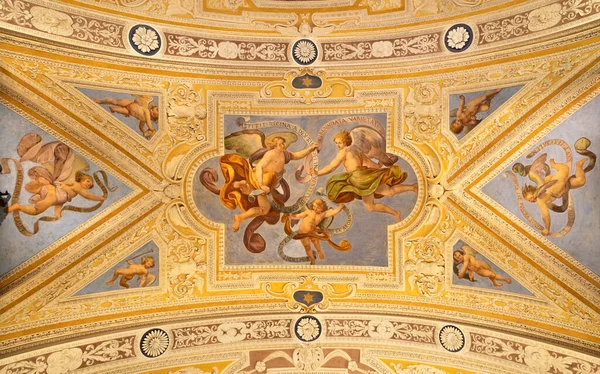 Ossuccio Italy May 2015 Baroque Fresco Angels Mariological Inscriptions Church — стокове фото