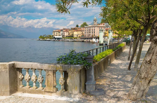 Bellagio Promenade Town Alps Background — Stock Photo, Image