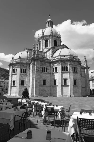 Como Doğudan Duomo Veya Katedral — Stok fotoğraf