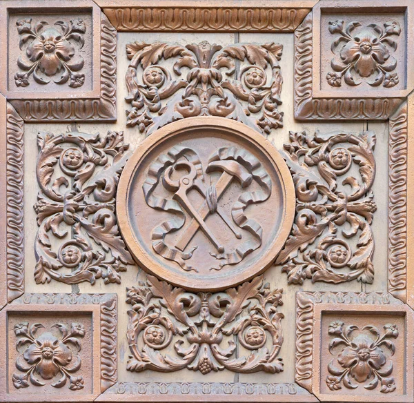 Como Italy May 2015 Metal Wooden Relief Instrumnest Crucifixion Gate — Stock Photo, Image