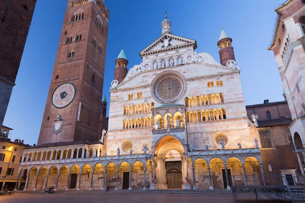 Cremona Die Kathedrale Mariä Himmelfahrt Der Abenddämmerung — Stockfoto