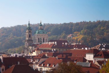 Prag - Mala Strana ve St. Nicholas Kilisesi.
