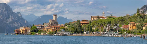 アルプ アーキテクチャ 美しい ヨーロッパ イタリア Lago Gara マセシーン 記念碑 パノラマ — ストック写真