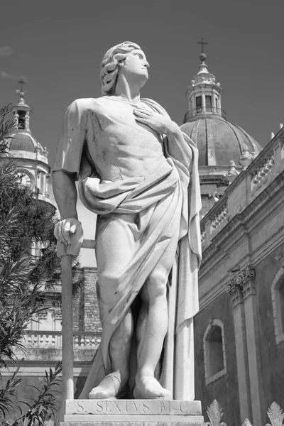 Catania Italy April 2018 Statue Sextus Sixtus Front Basilica Sant — 图库照片