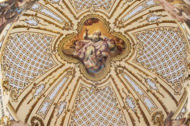 CATANIA, ITALY - 7 Nisan 2018: Baba Tanrı 'nın barok kilisesindeki tavan freski G. B. Piparo' nun Chiesa di San Placido (18. cen.)
