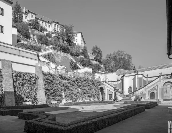 Prague República Checa Outubro 2018 Átrio Jardim Ledeburska Sob Castelo — Fotografia de Stock